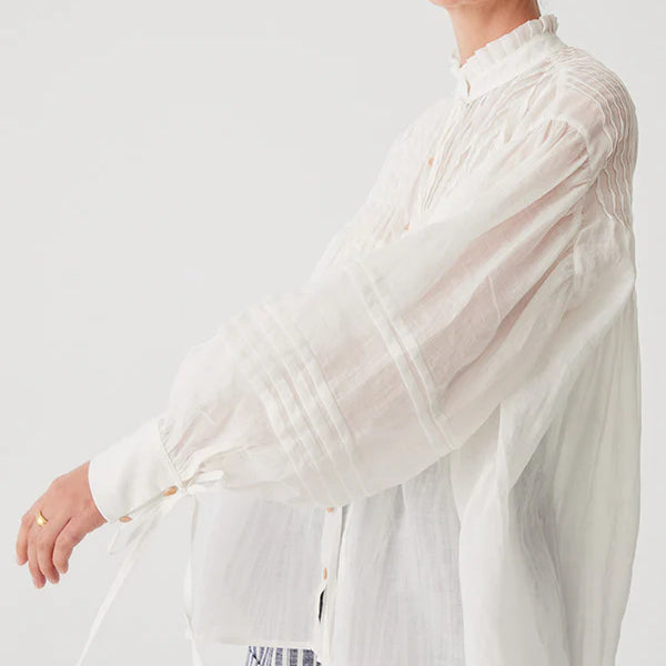 Aaliyah Blouse Ivory by Mos The Label side view of model