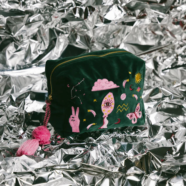 beauty bag astrology