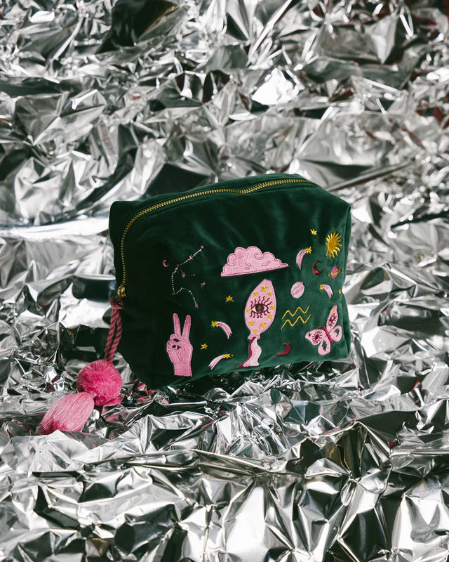 beauty bag astrology