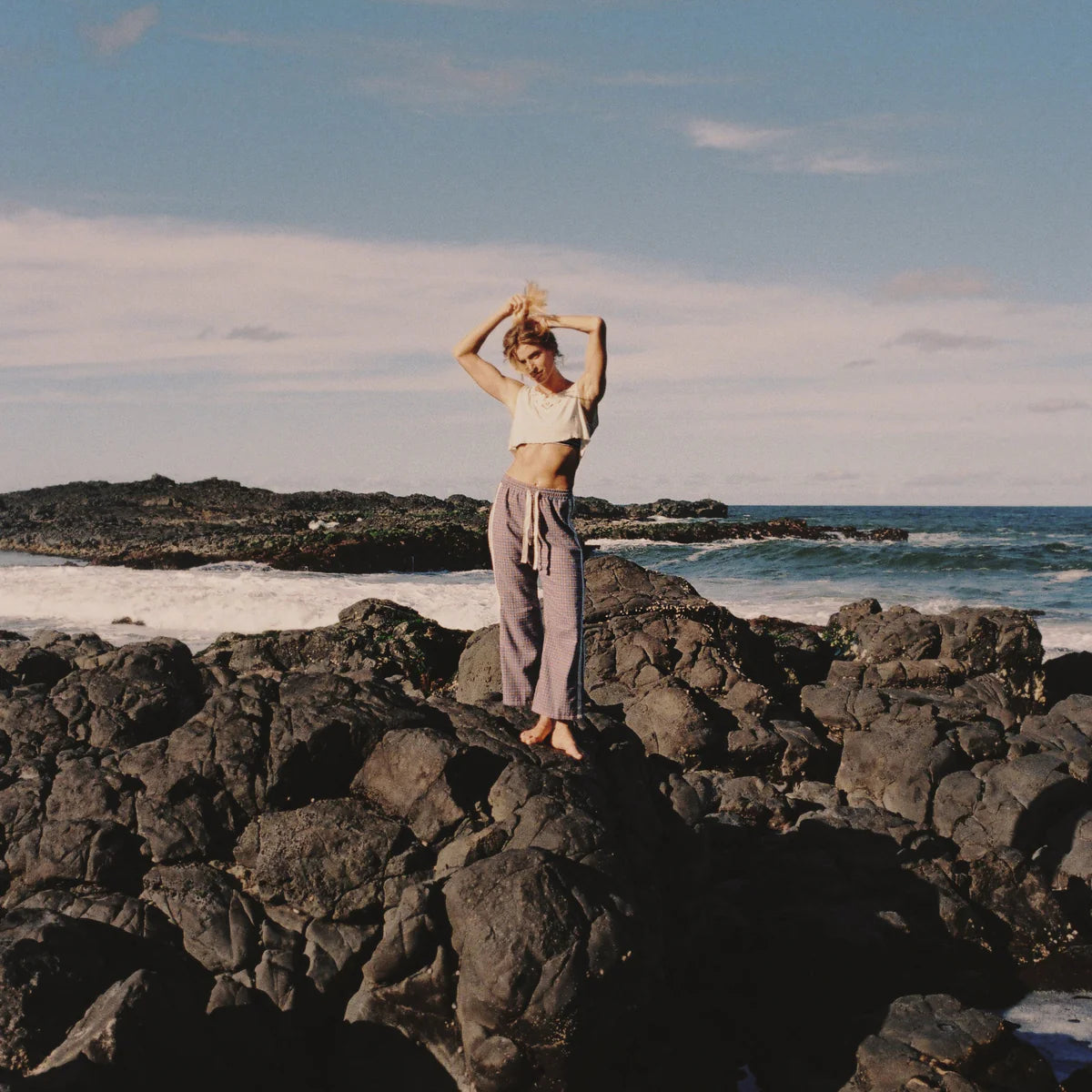 Flanel flare pant from atmosea