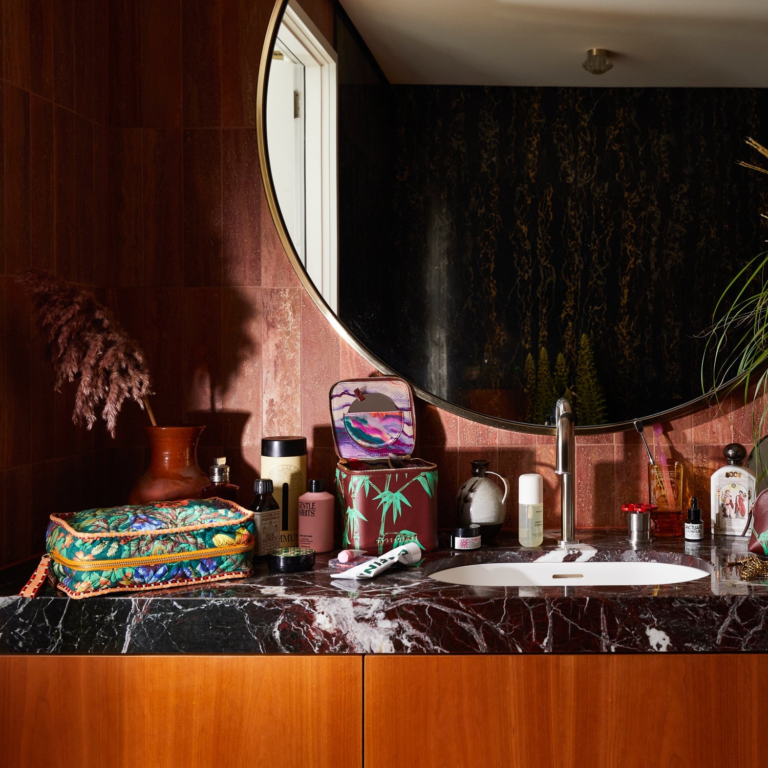 GOTS certified organic cotton beauty bag close up texture and stitching detail