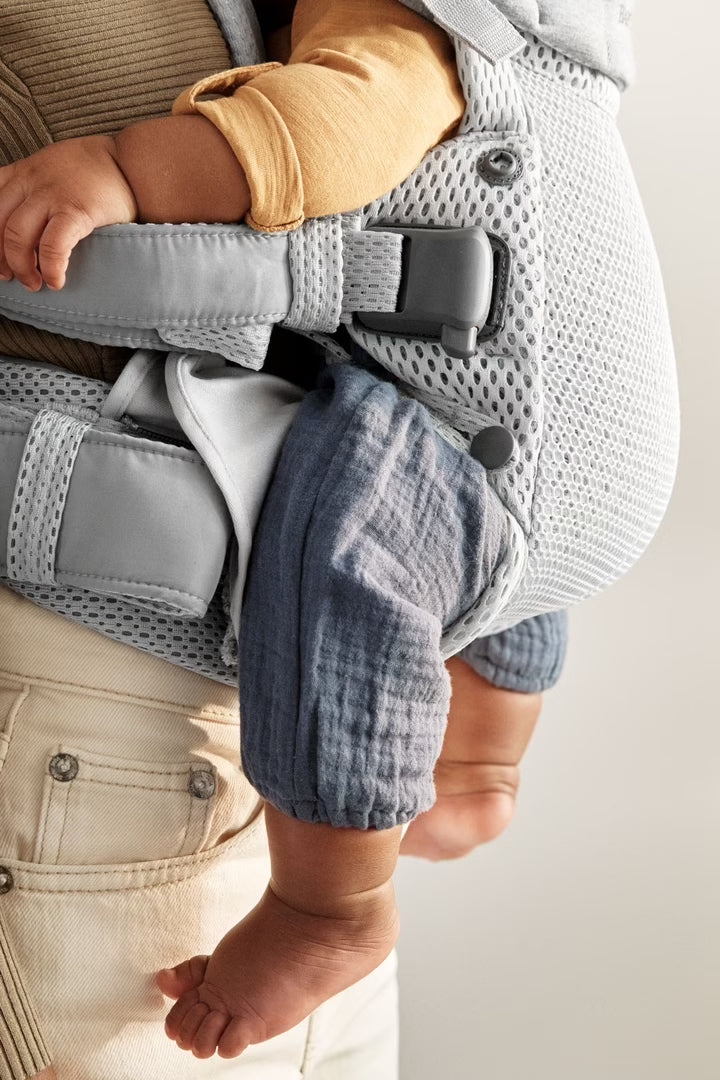 side details of Baby Bjorn Baby Carrier Harmony 3D Mesh Silver