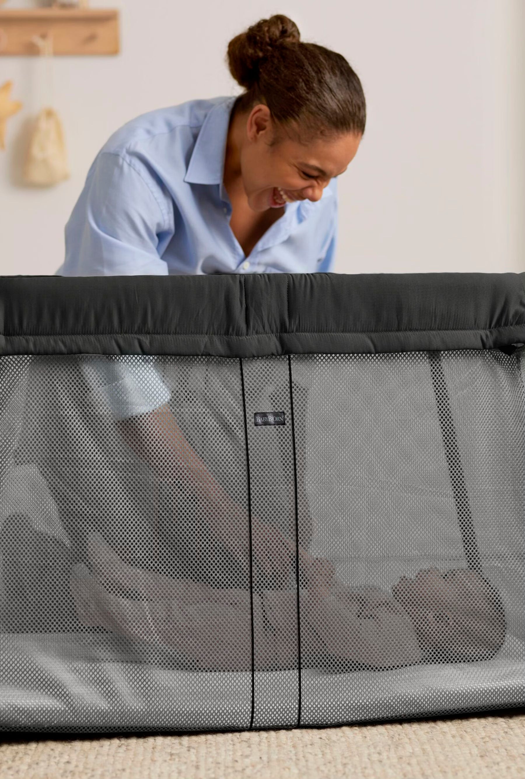 Baby Bjorn Travel Cot Light - The best baby travel cot