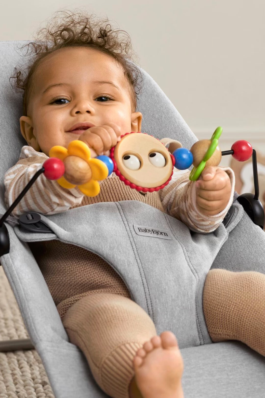 Baby Bjorn Toy for Bouncer – Googly Eyes bright colours