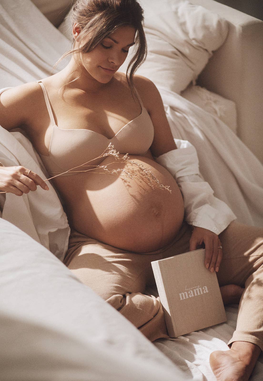 Becoming mama pregnancy journal