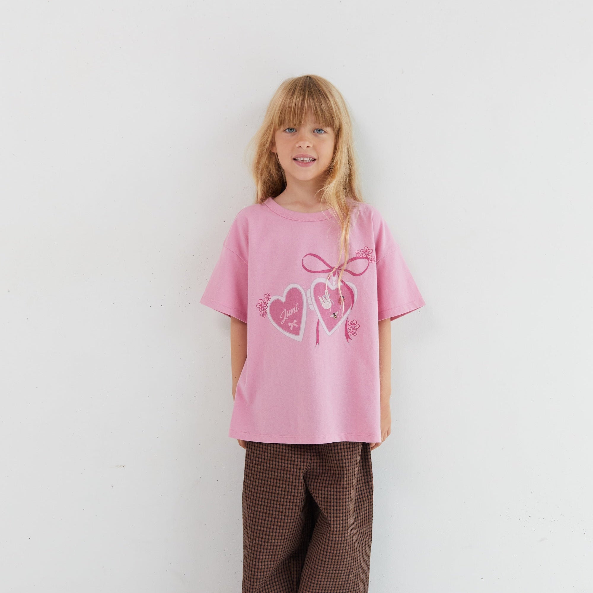 girl wearing Cotton Benji pants with back pocket Australia