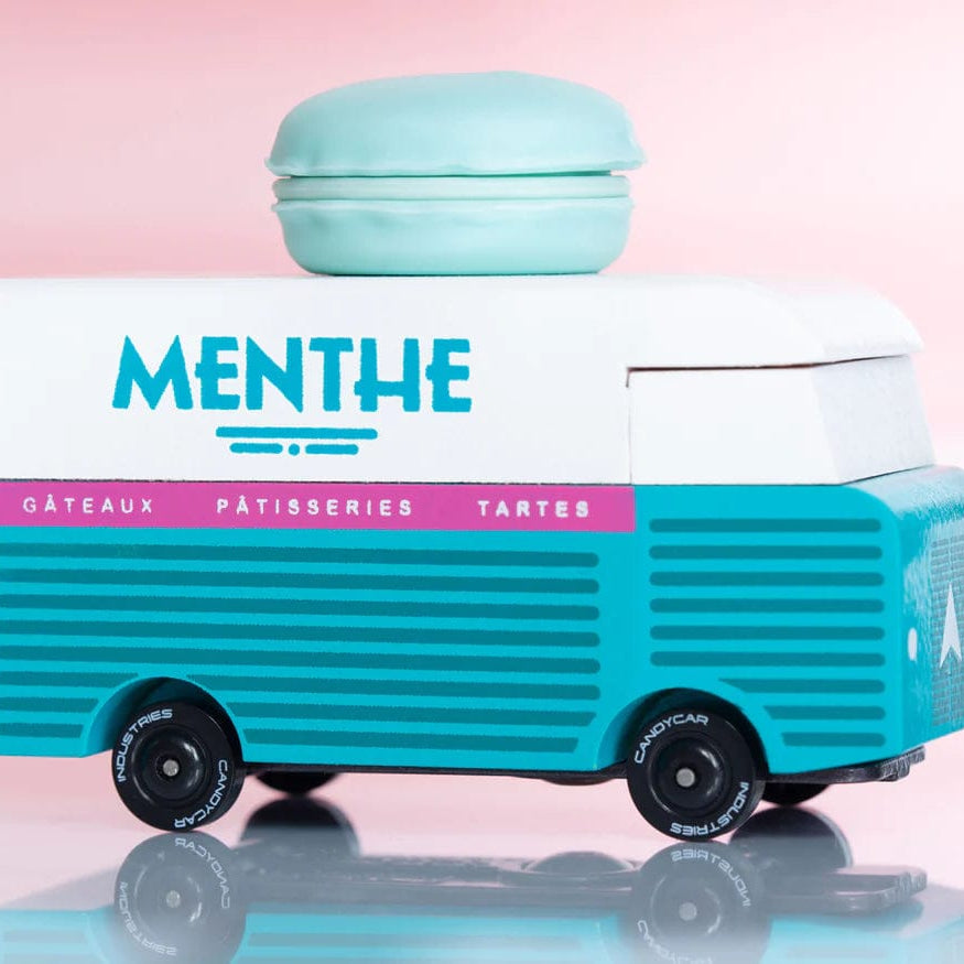 Blue Macaron Van Candylab