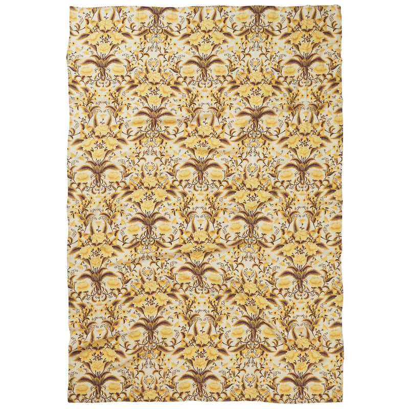 Best linen table cloth by Sage & Clare