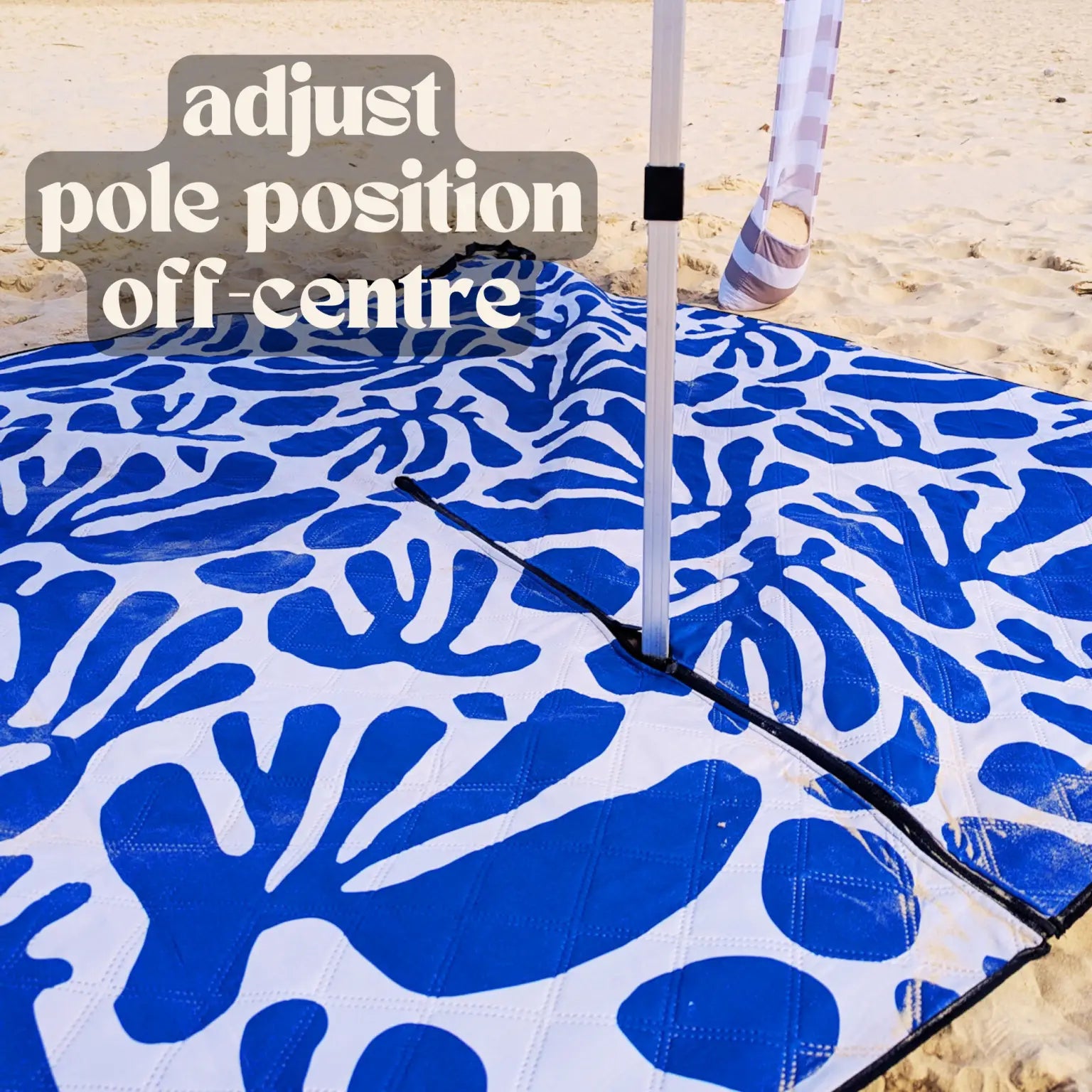blue adjustable beach mat by cabanamate