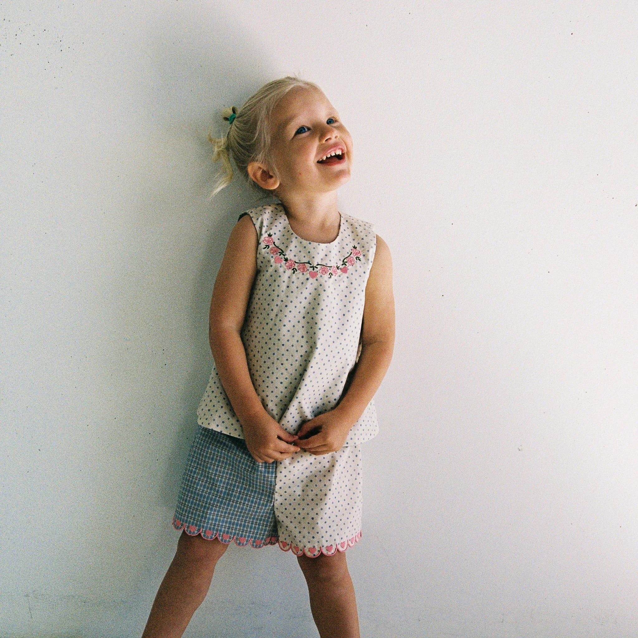 girl wearing Della Short - blue check by JUNI