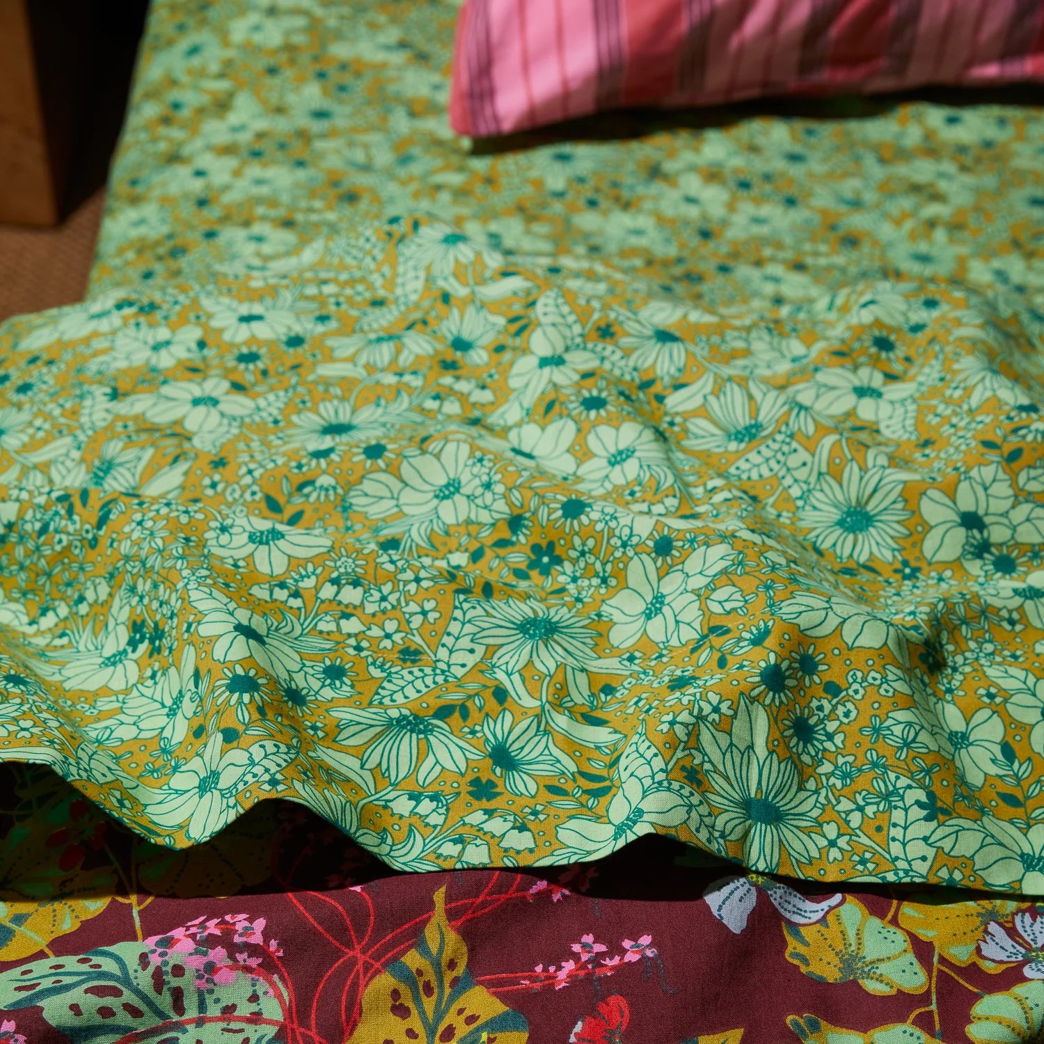 Boho vintage floral print sheets