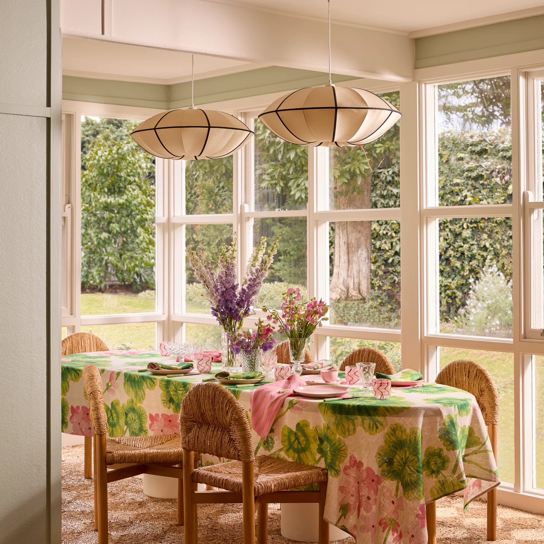 luxury table setting by Bonnie & Neil