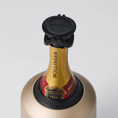 Huski bubblelock bottle stopper - black colour on champagne bottle
