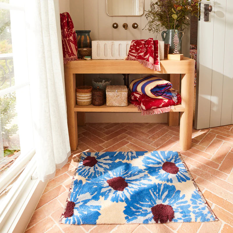 soft & plush bath mat in blue floral design