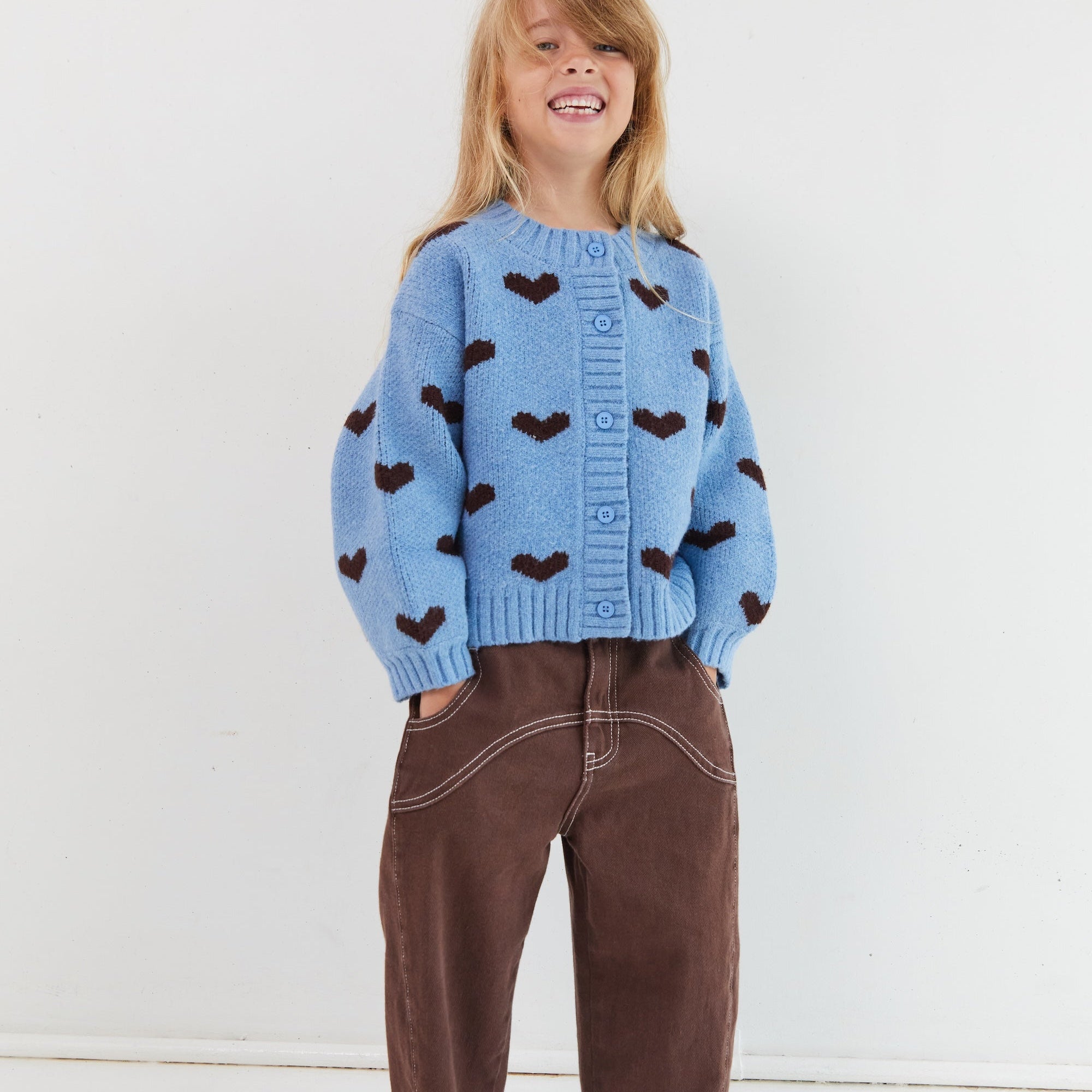 Kids button up cardigan polyester nylon blend Juni - Blue with brown hearts