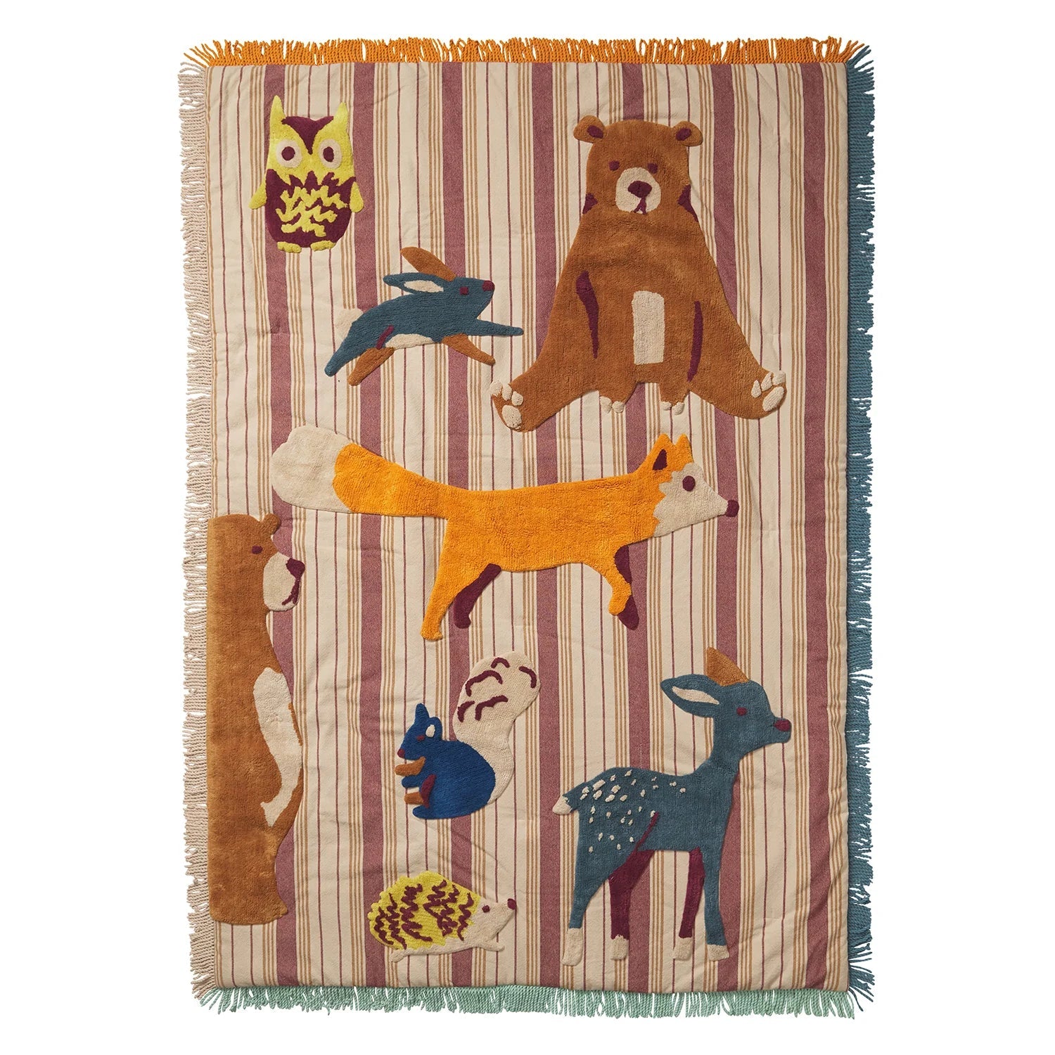 Jarvis Tufted Bedcover detail of turfing