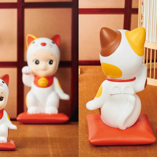 Sonny Angel Cat Trophy