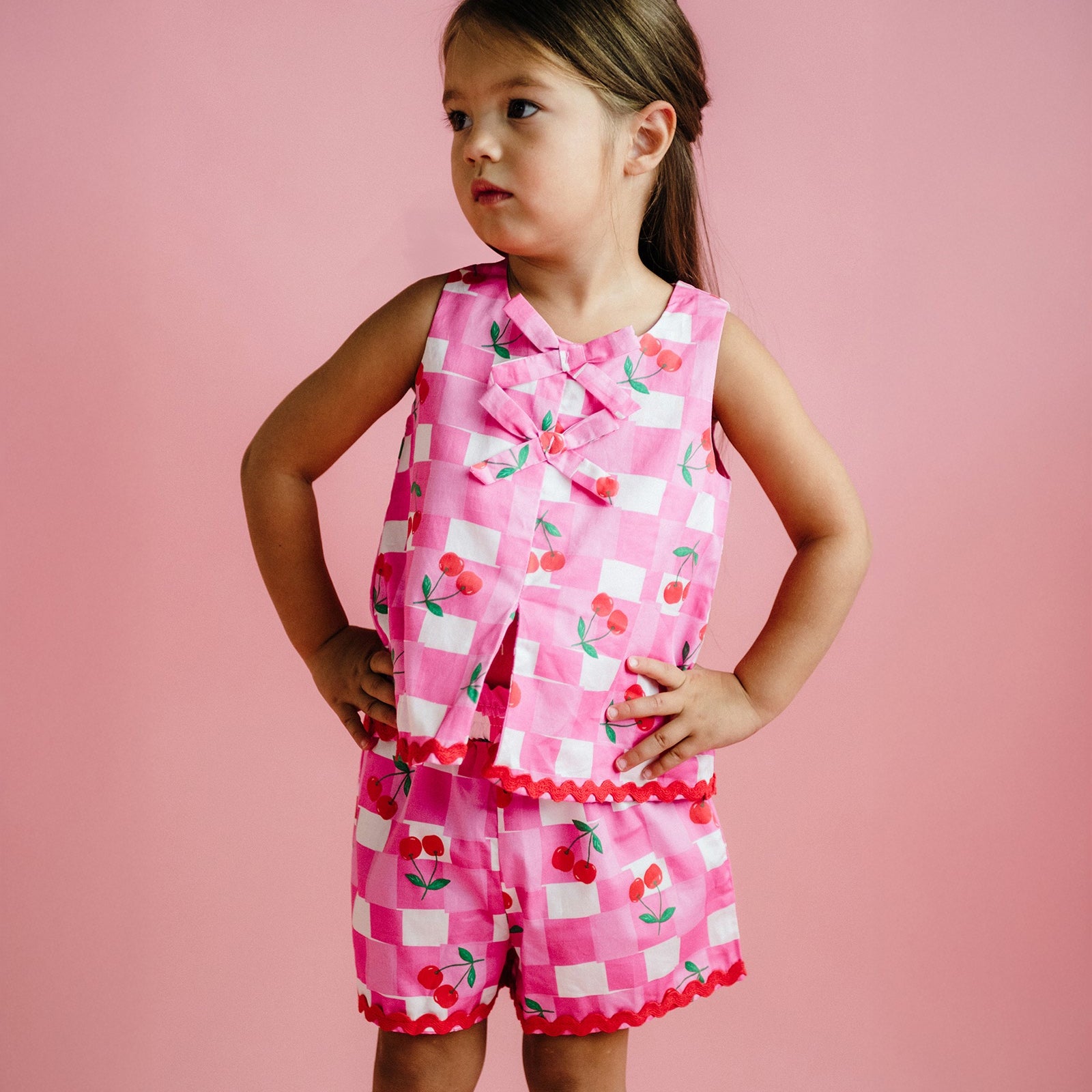 Young girl in the Mary Woven Set - Gingham | Rock Your Baby
