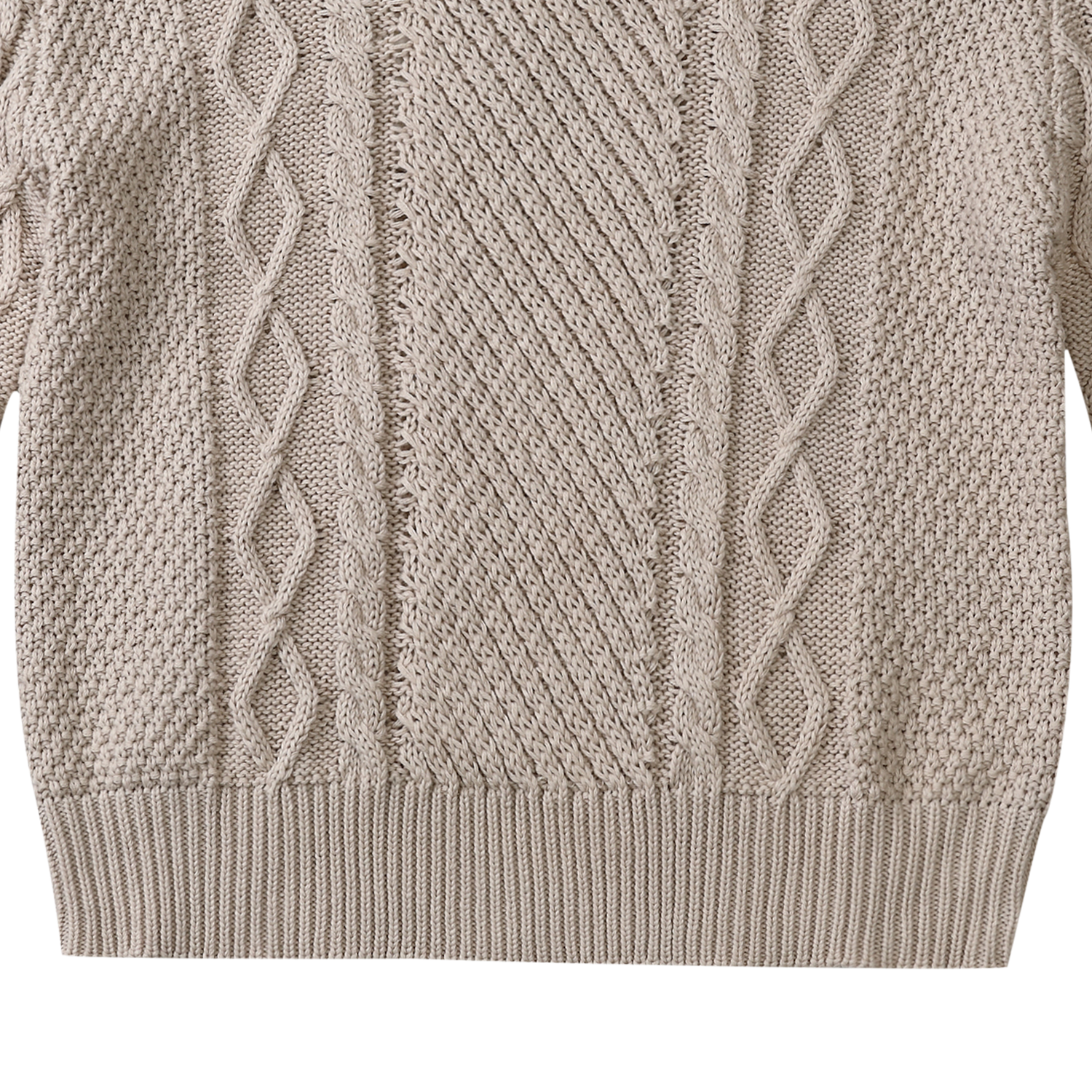 Close up on bottom detail on the Romaine Sweater - Soft Sand | Donsje