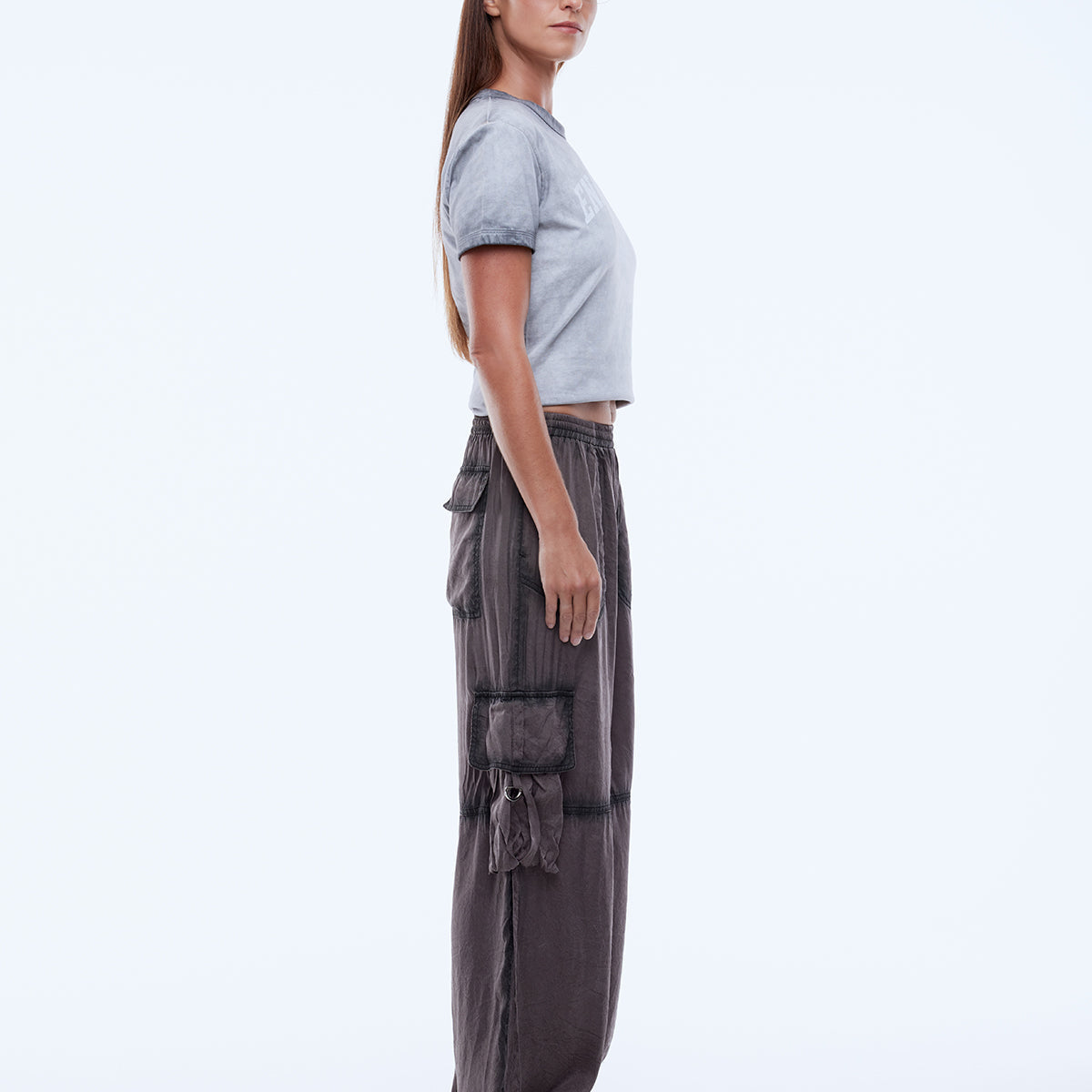 Elasticated waistband and mock fly front detail on Ena Pelly utility pants