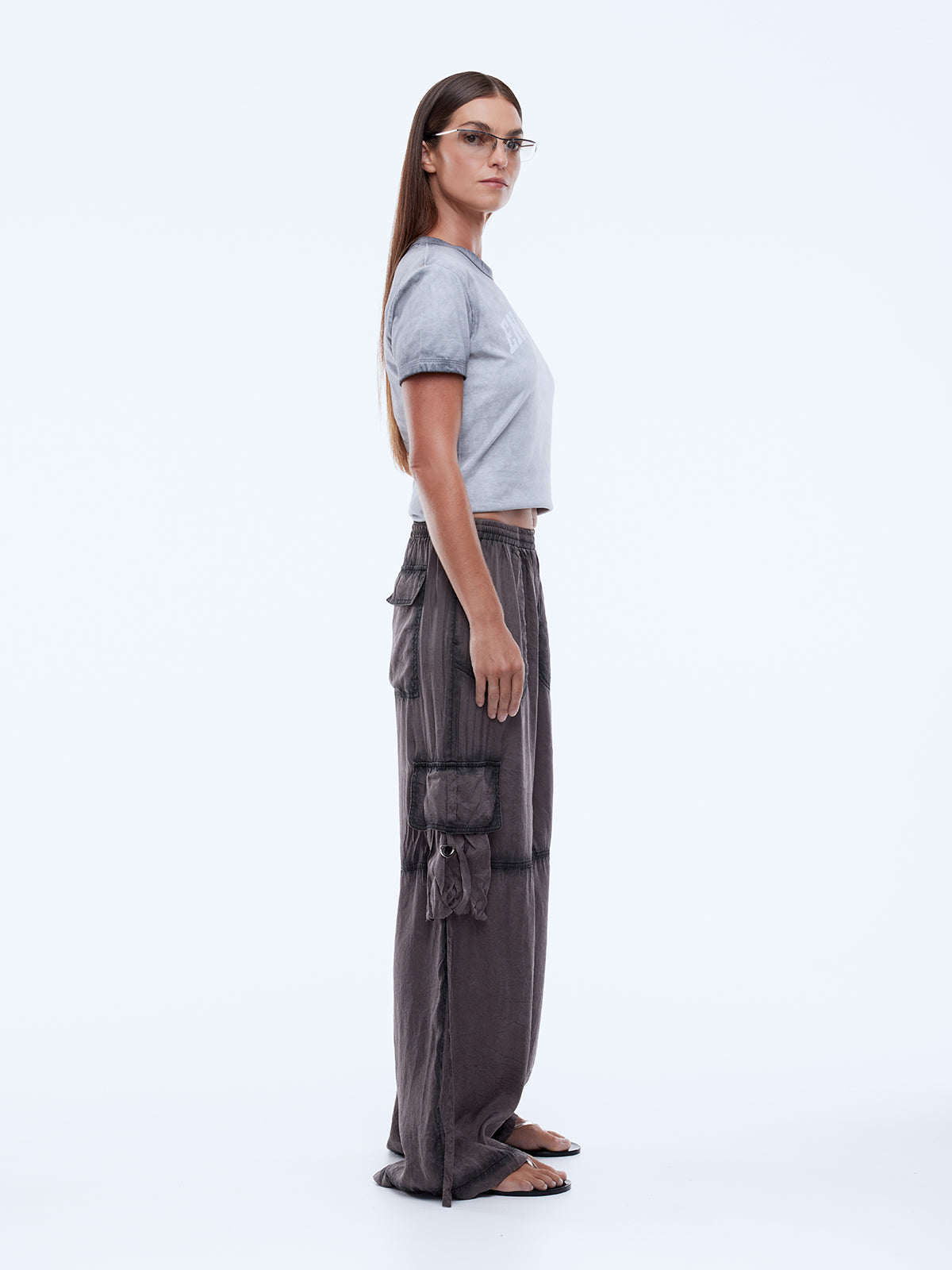 Elasticated waistband and mock fly front detail on Ena Pelly utility pants