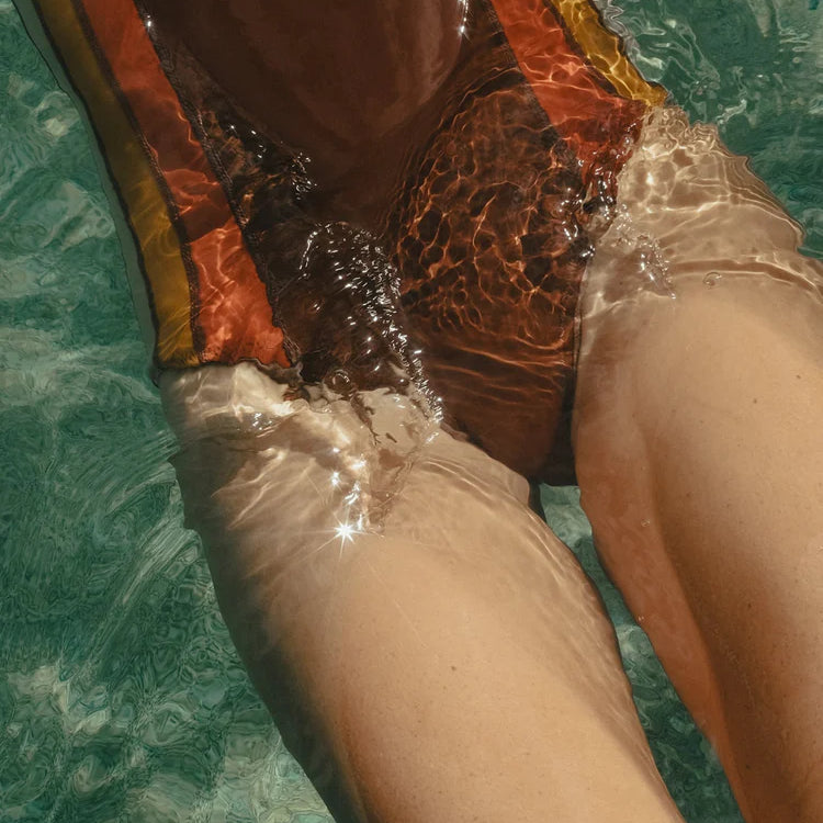 retro design womens wetsuit