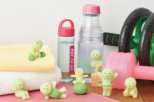 Smiski Exercising figurines