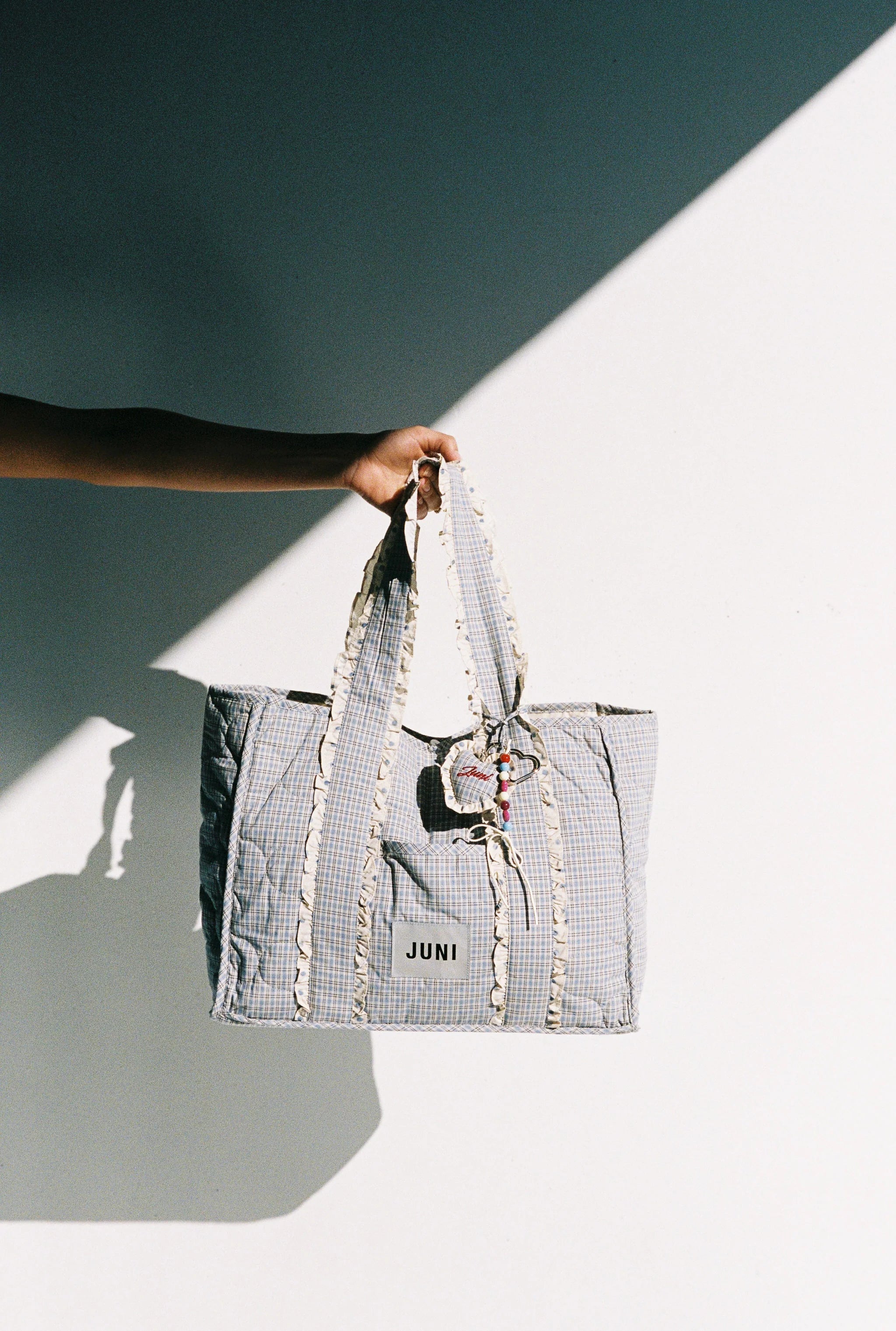 The Everything Bag - Blue Check - Juni