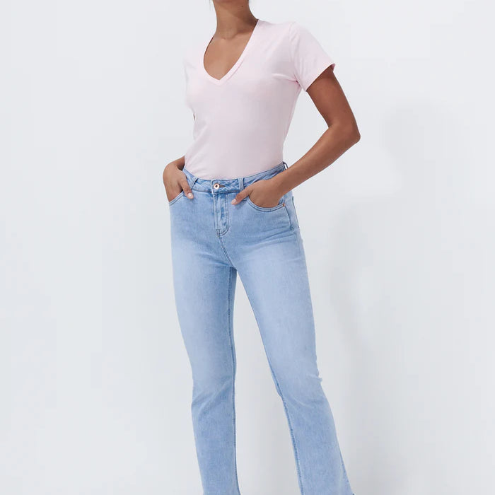 Kireina Vacay Jean in sky blue