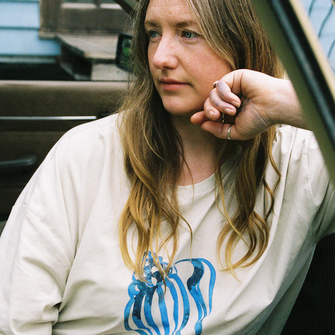 Blue and white t-shirt by atmosea