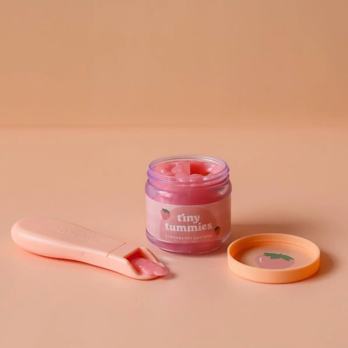 Tiny Harlow Strawberry Custard Dolls food