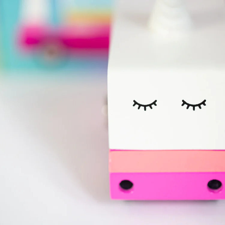 Unicorn 2.0 Van Candylab
