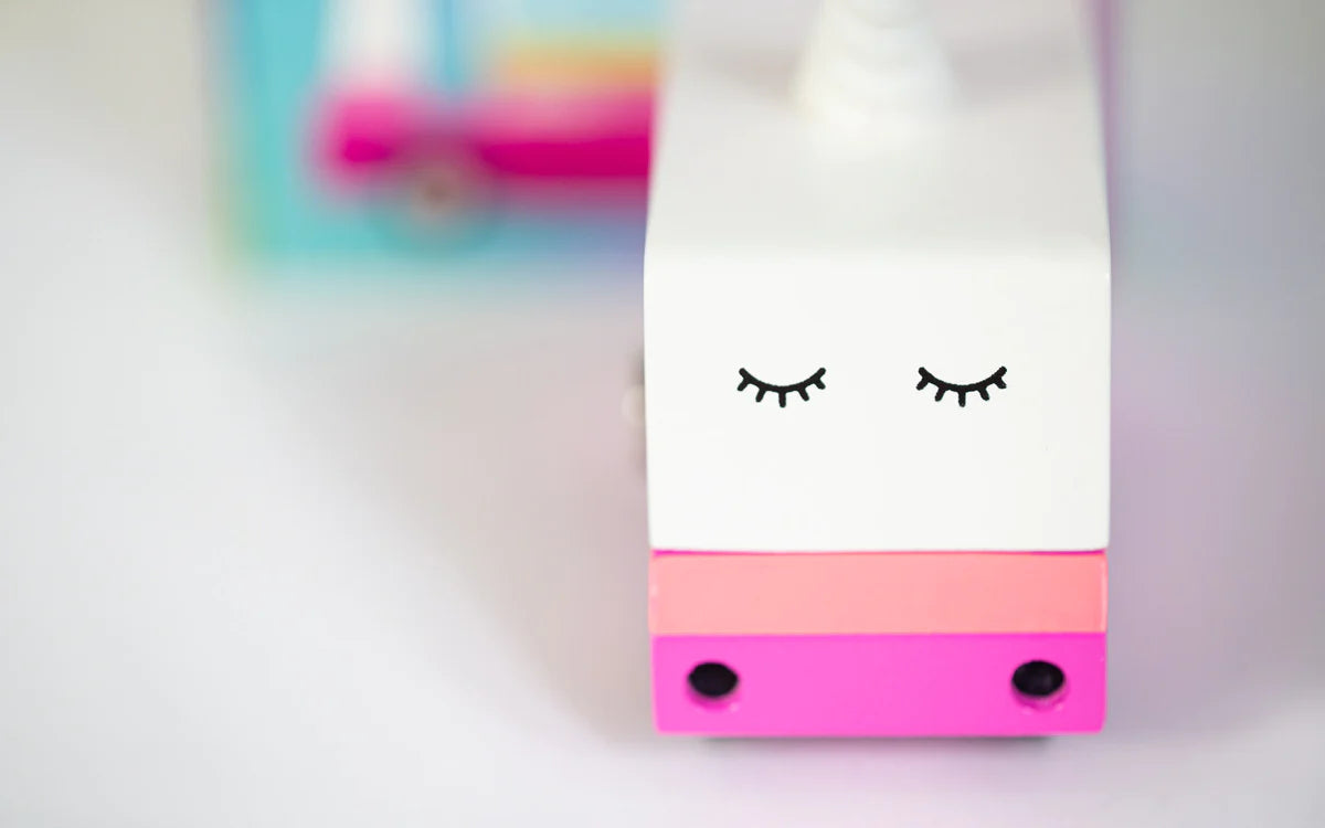 Unicorn 2.0 Van Candylab