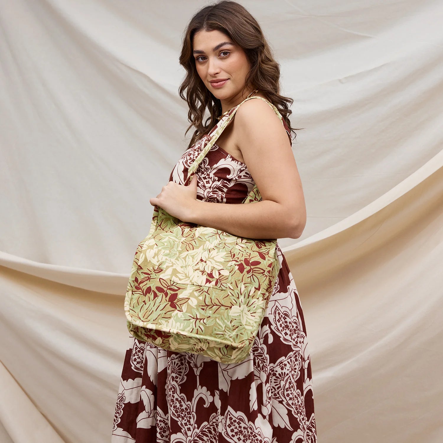 Alka tote in colour reed