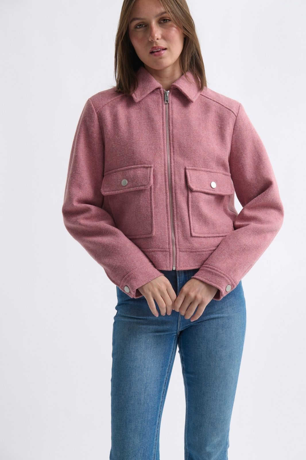 Woman wearing Kireina Carla Jacket in musk pink color
