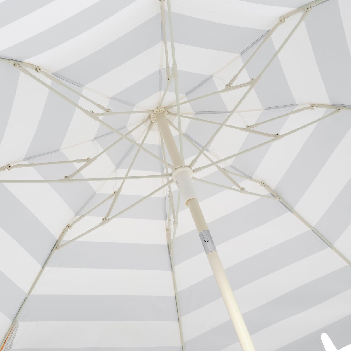 Lightweight  pole construction detail of portable beach umbrella frame