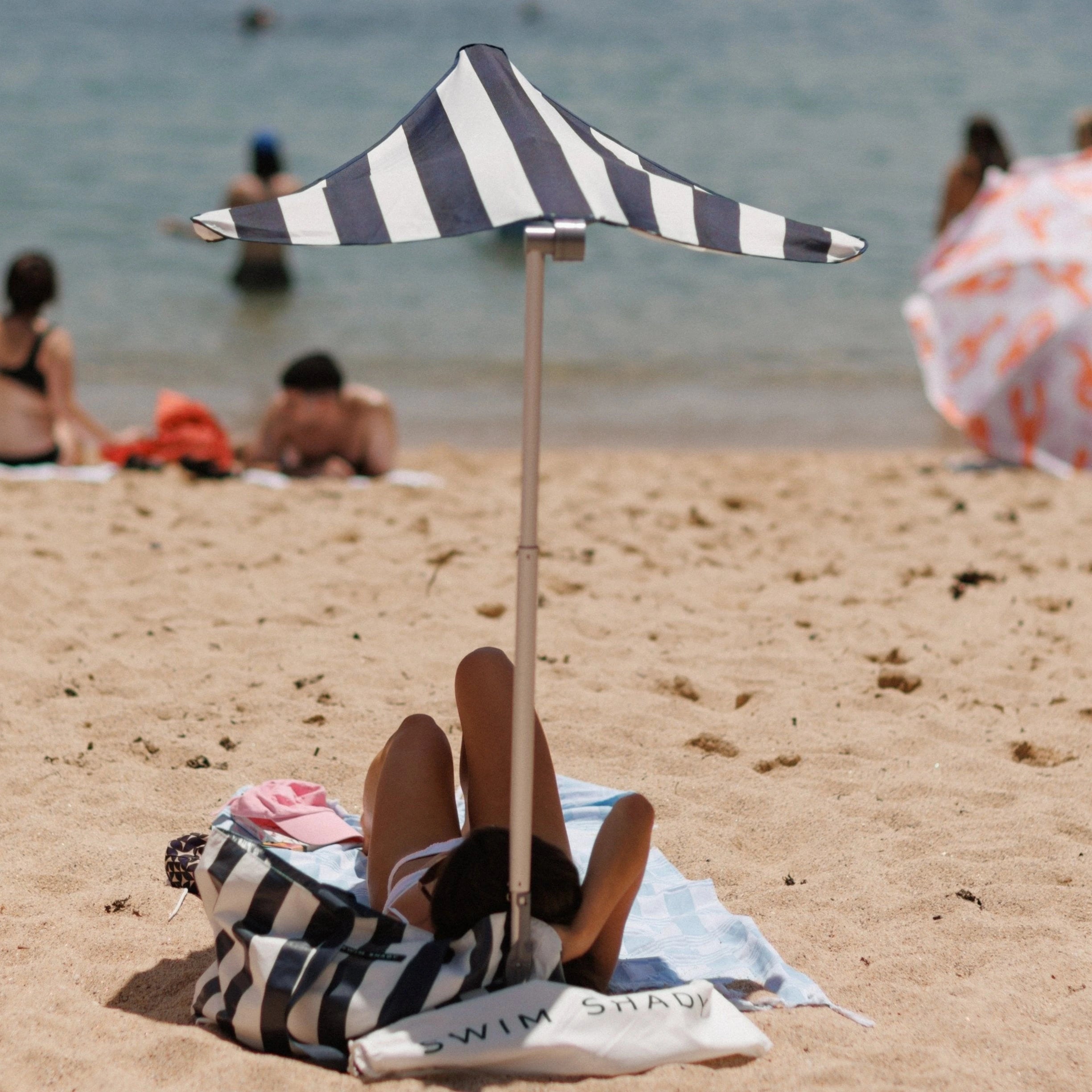Small beach umbrella for Solo travellers