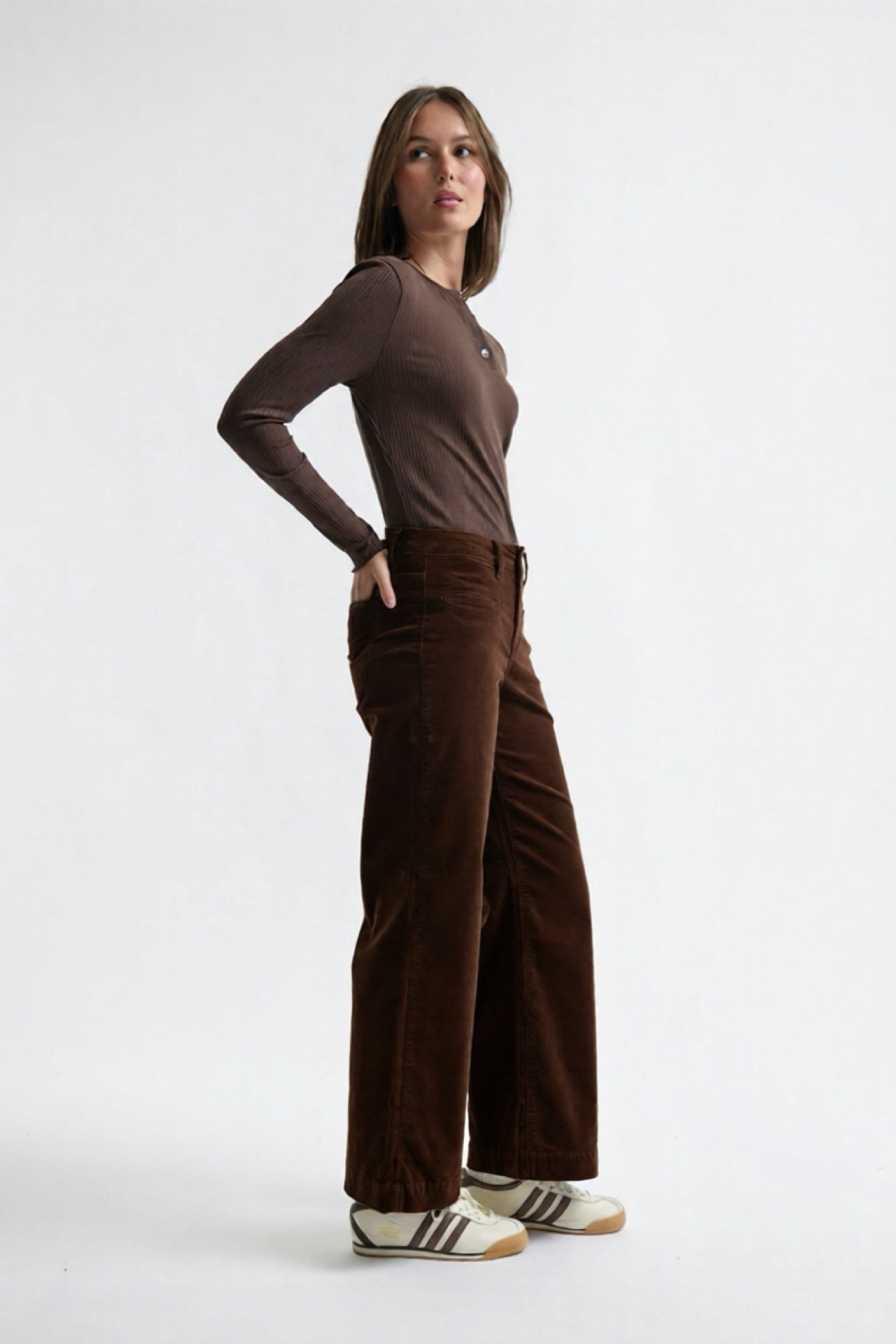 Kireina Freya Velvet Jean - Chocolate