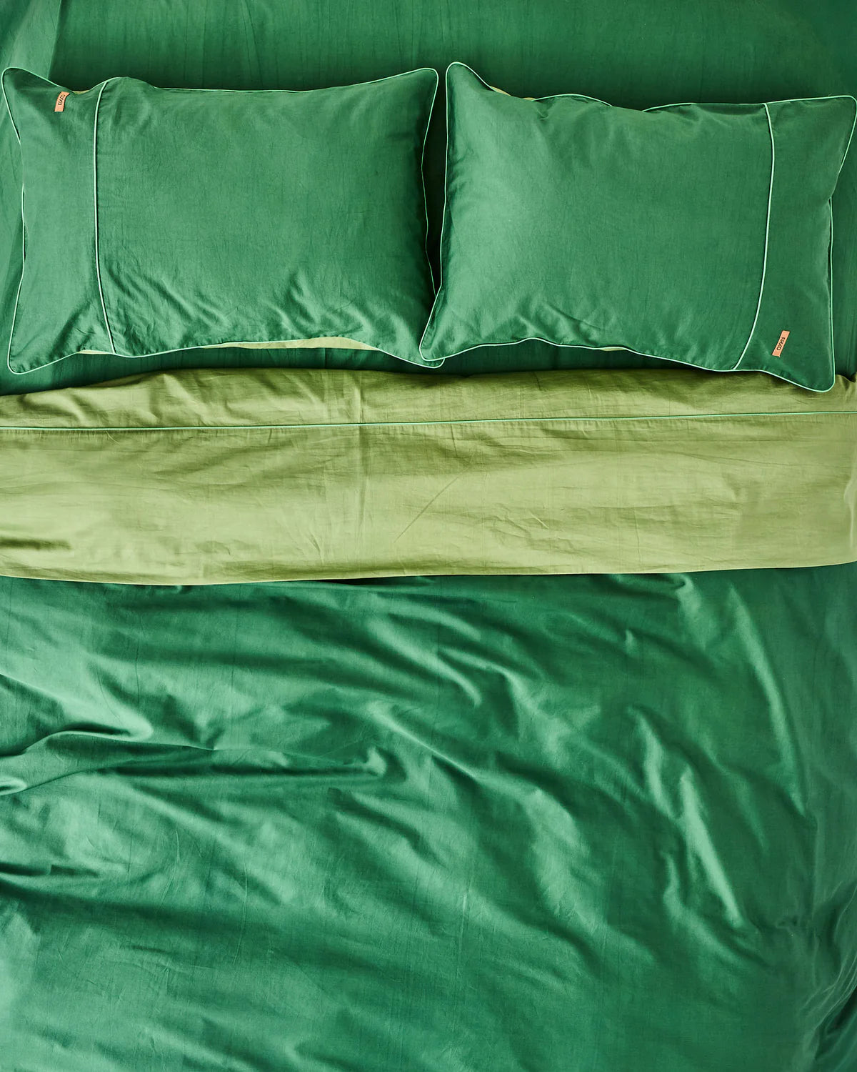 Glow In Green Bamboo Cotton Pillowcases 2P Set by Kip & Co
