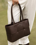 gwen chocolate hand bag louenhide