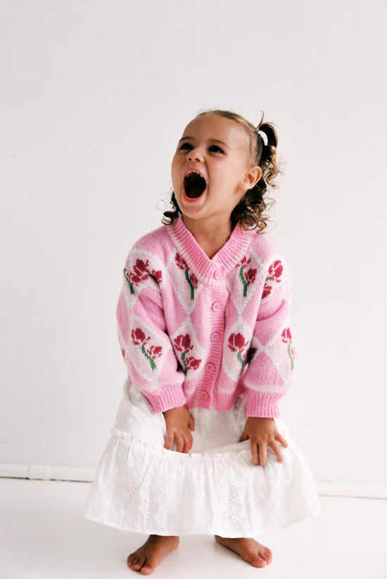 pink and red diamond tiled floral pattern knit for girls