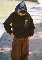 Front view of the Mio Hoodie - Navy | Juni