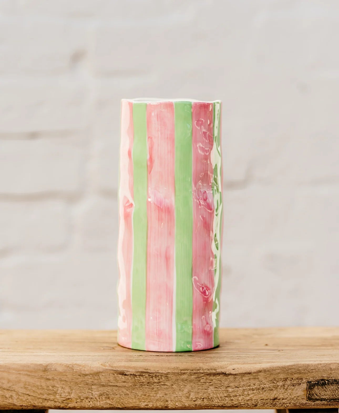 Noss vase medium with pink and green stripes