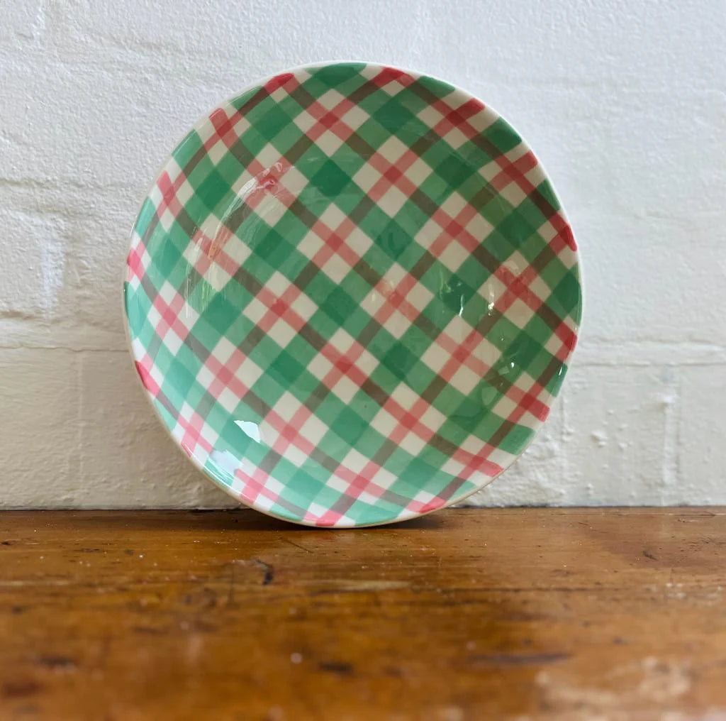 Noss & Co salad bowl in a mint green and rose pink colour and gingham print