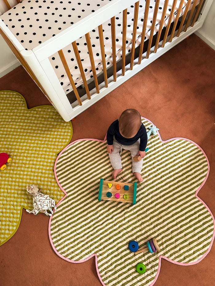 flower shaped quilted playmat