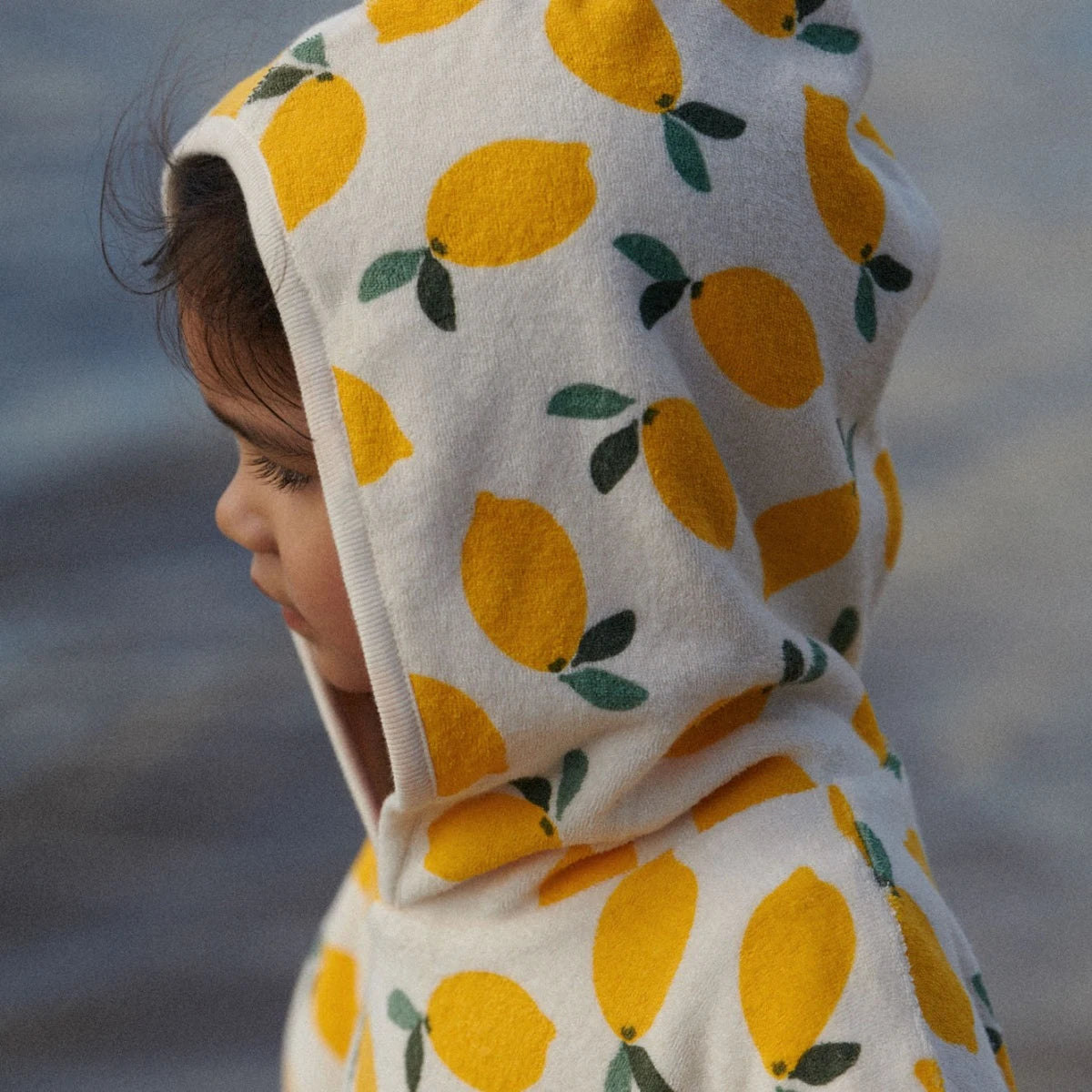 hooded towel for kids with lemon print