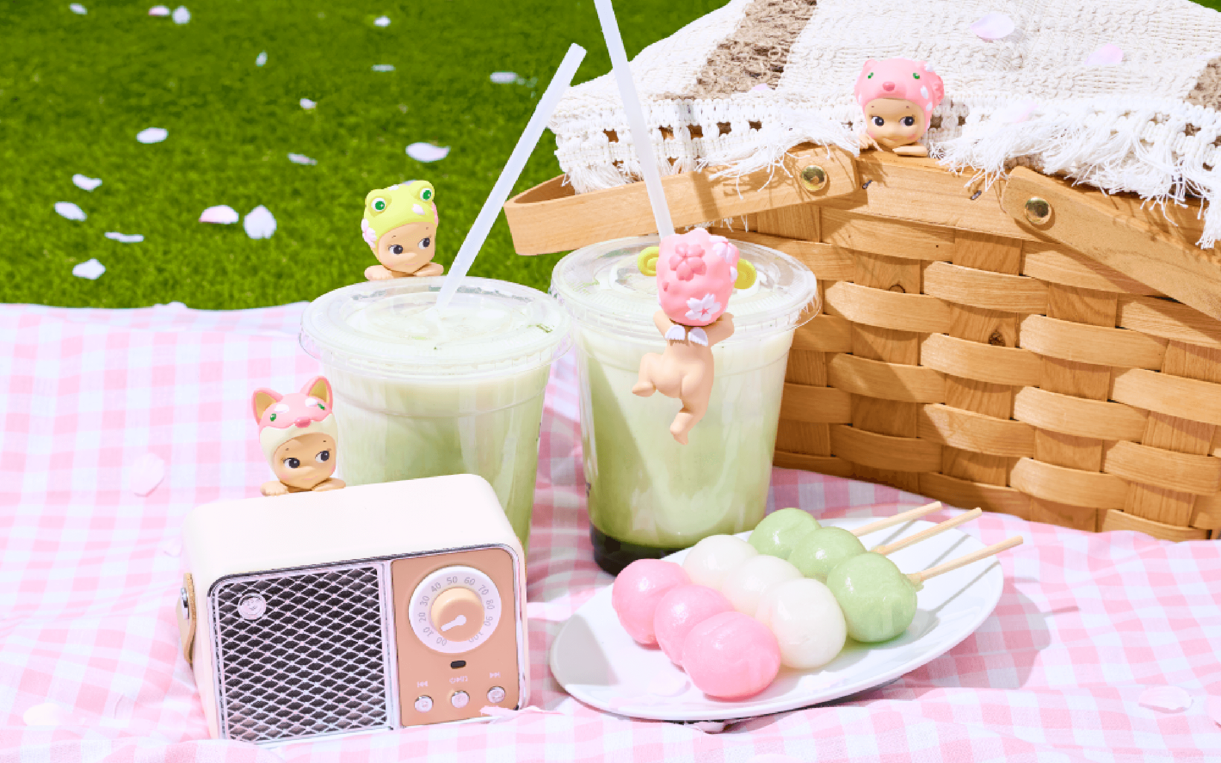 cherry blossom hippers by sonny angel