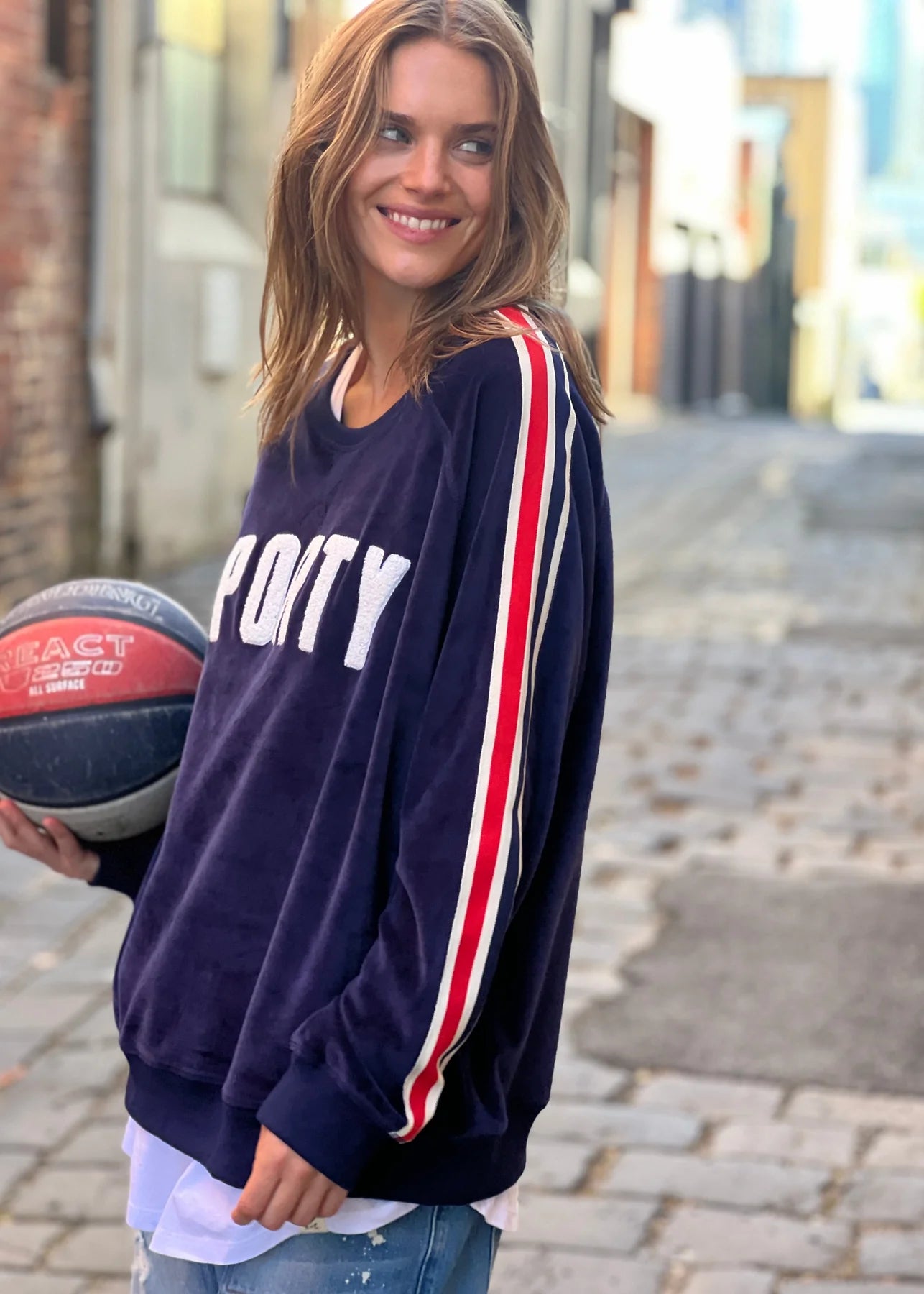 Sporty velour sweater by Hammill & Co