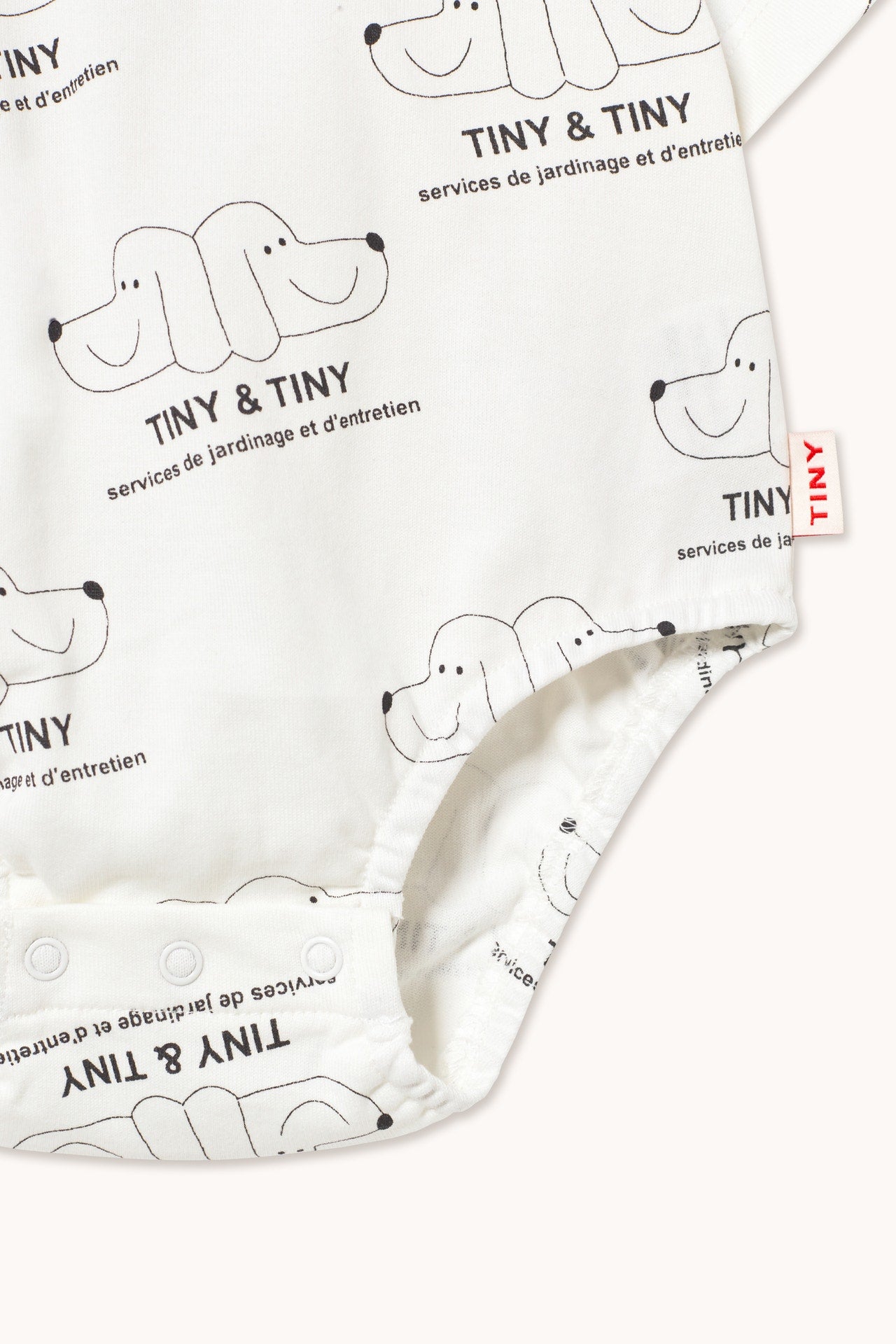 Close up of print on the Tiny & Tiny Knitted Body - Off-White