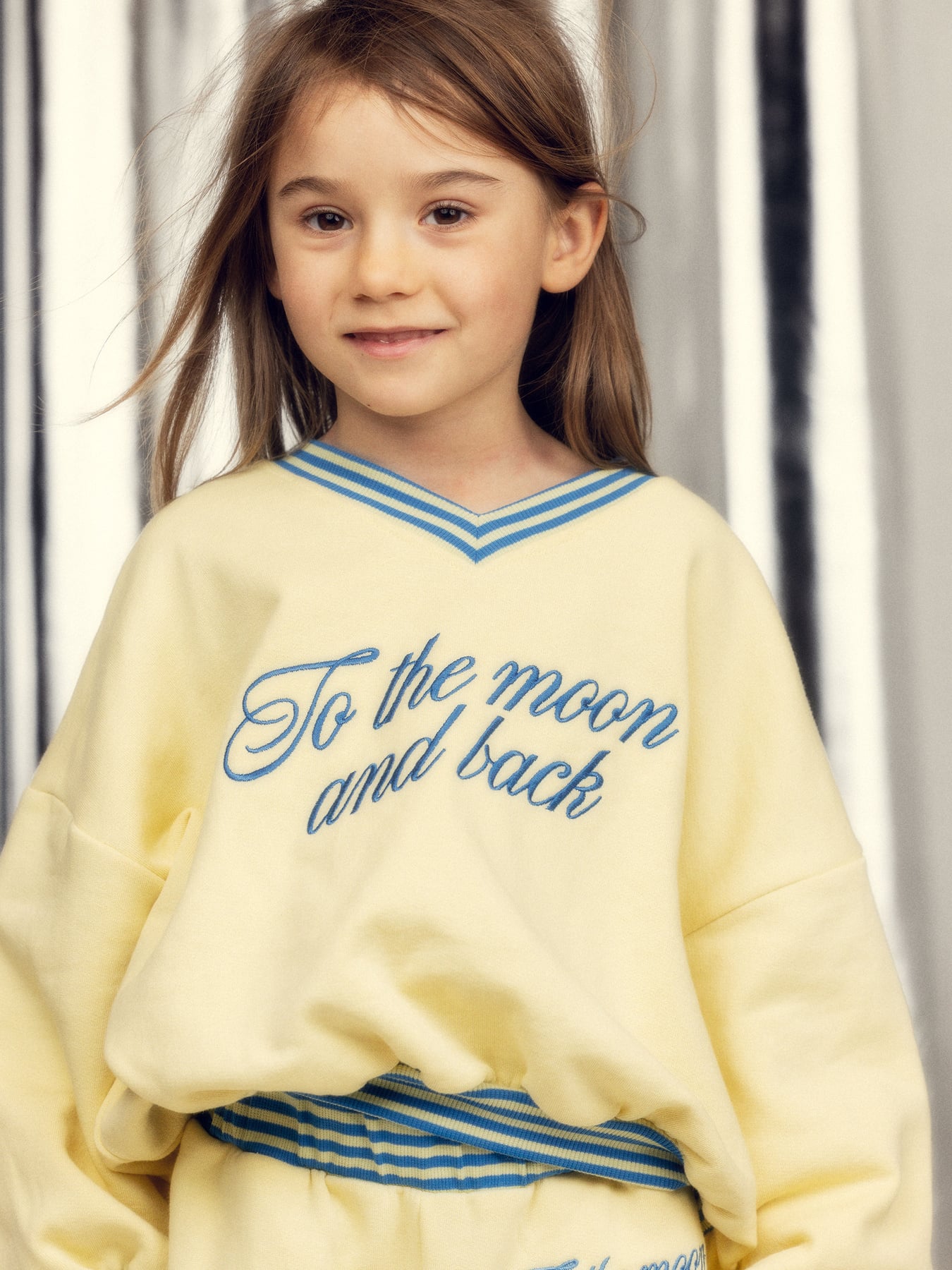To the Moon Sweatshirt in yellow by mini rodini